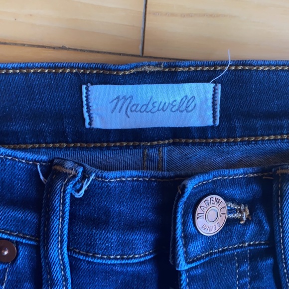 Madewell 9 inch high rise skinny. - Picture 3 of 7